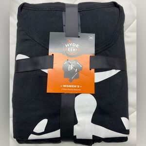 Hyde & Eek! Woman’s Black and White Skeleton 2 piece pants & shirt pajamas 3X